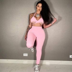 Two piece set in pink